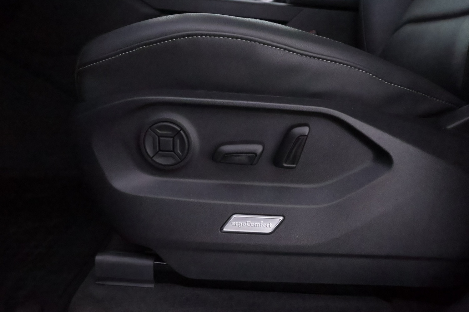 Volkswagen Touareg vaihtoauto