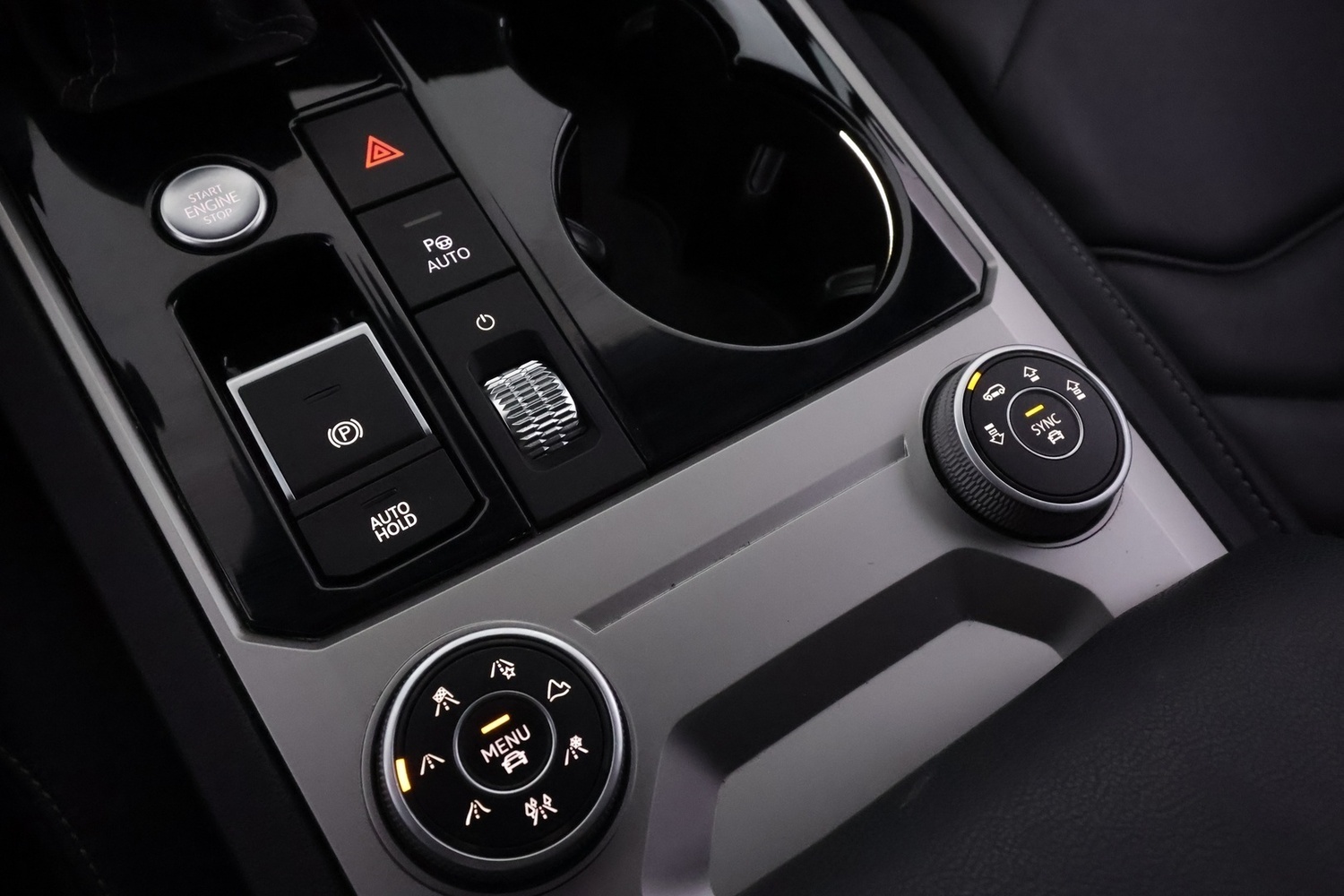 Volkswagen Touareg vaihtoauto