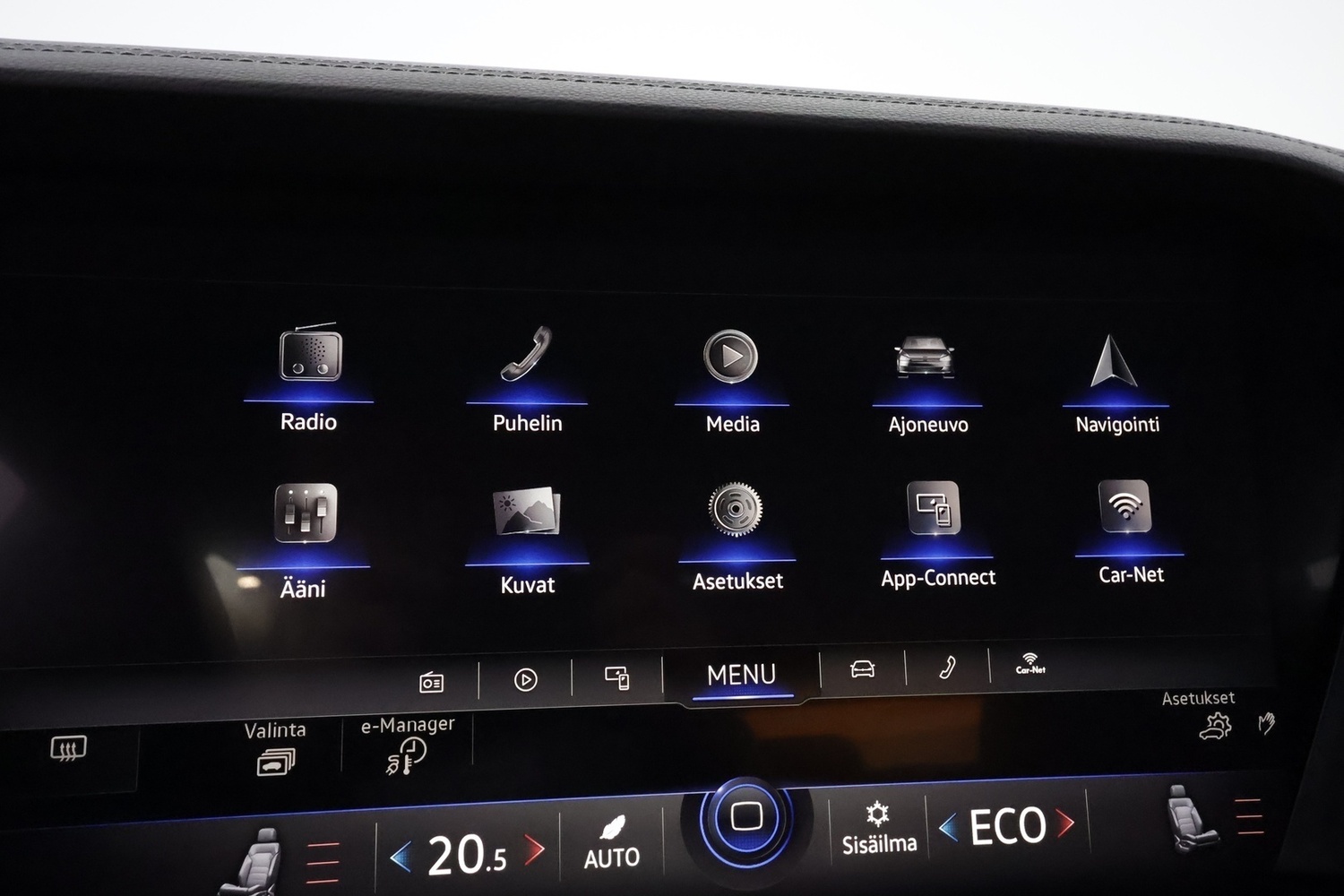 Volkswagen Touareg vaihtoauto