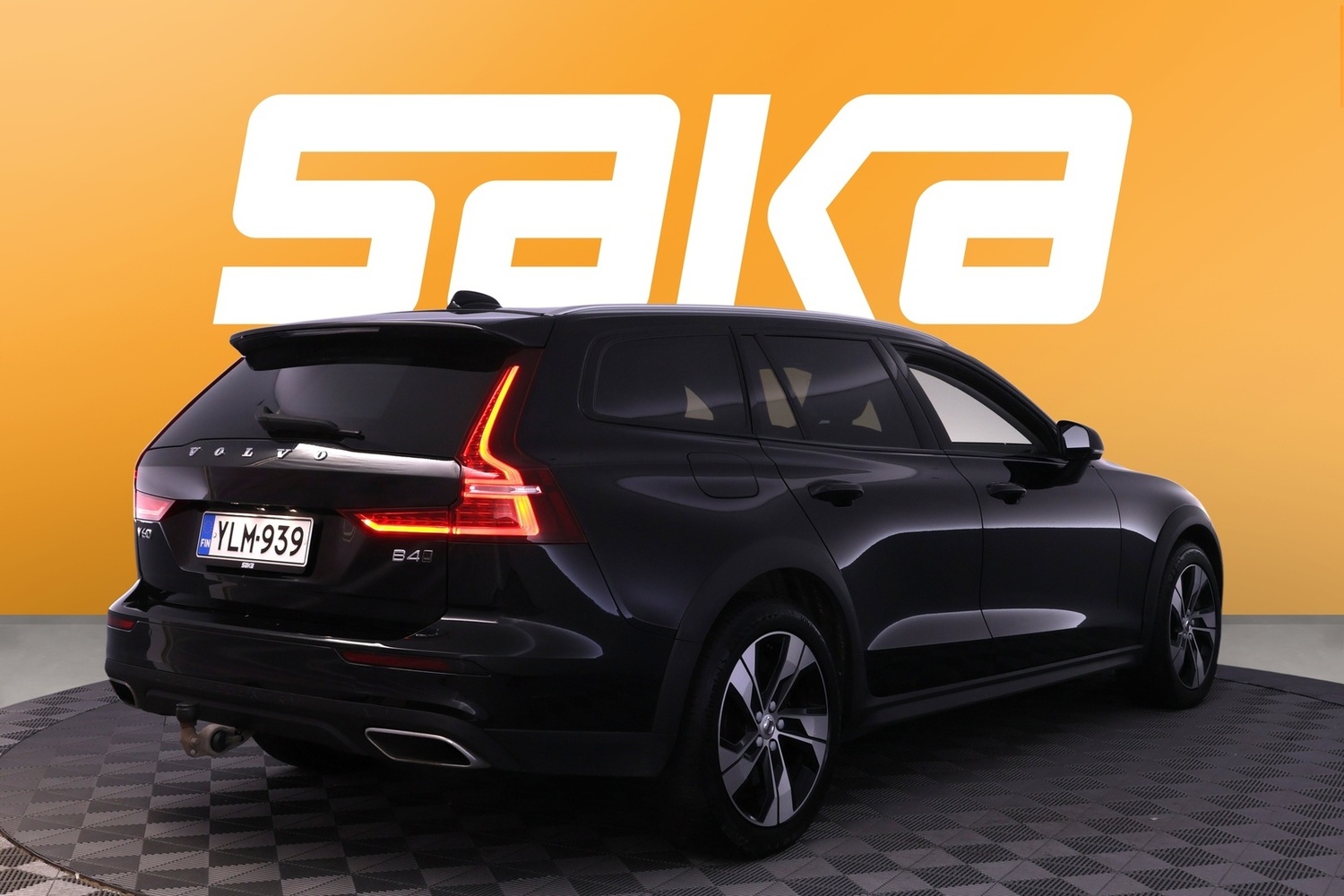 Volvo V60 Cross Country vaihtoauto