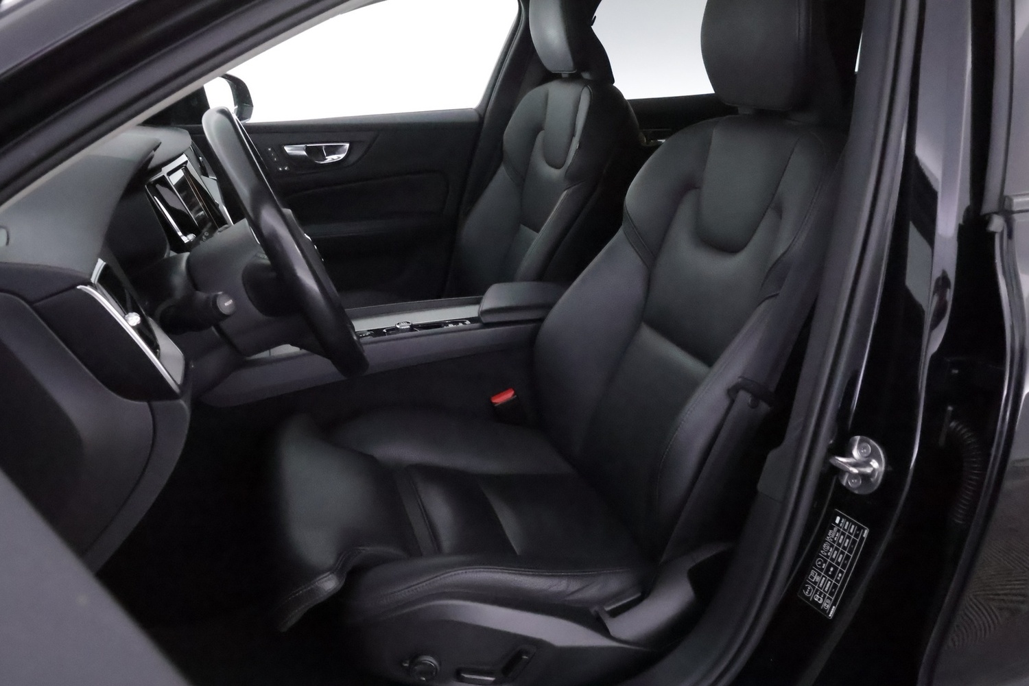 Volvo V60 Cross Country vaihtoauto