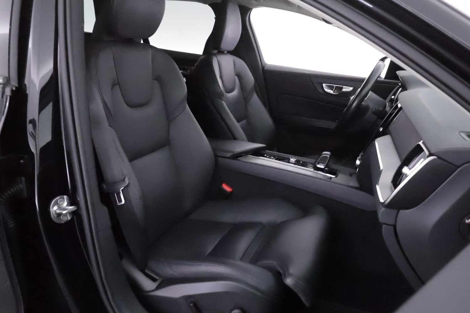 Volvo V60 Cross Country vaihtoauto