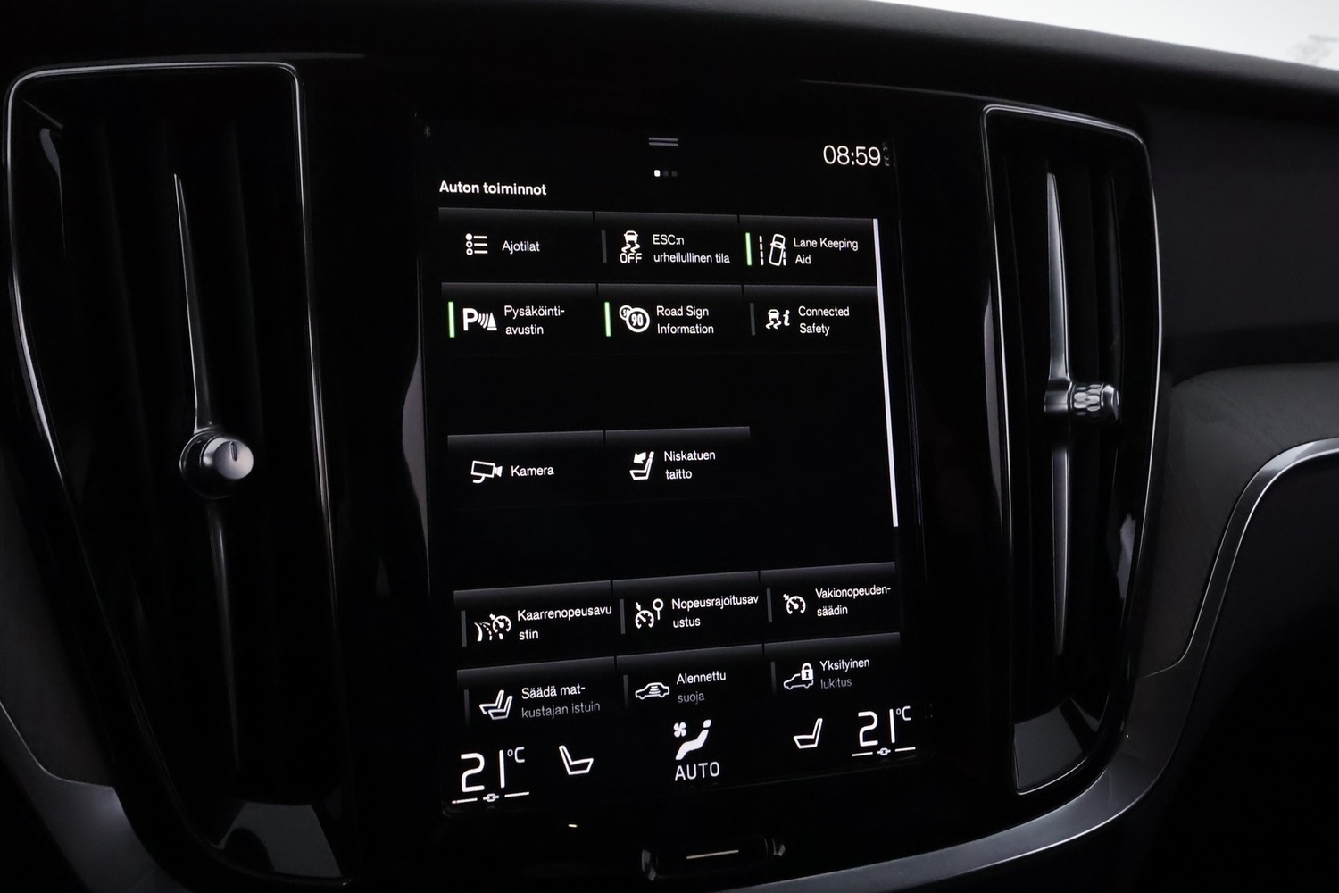 Volvo V60 Cross Country vaihtoauto