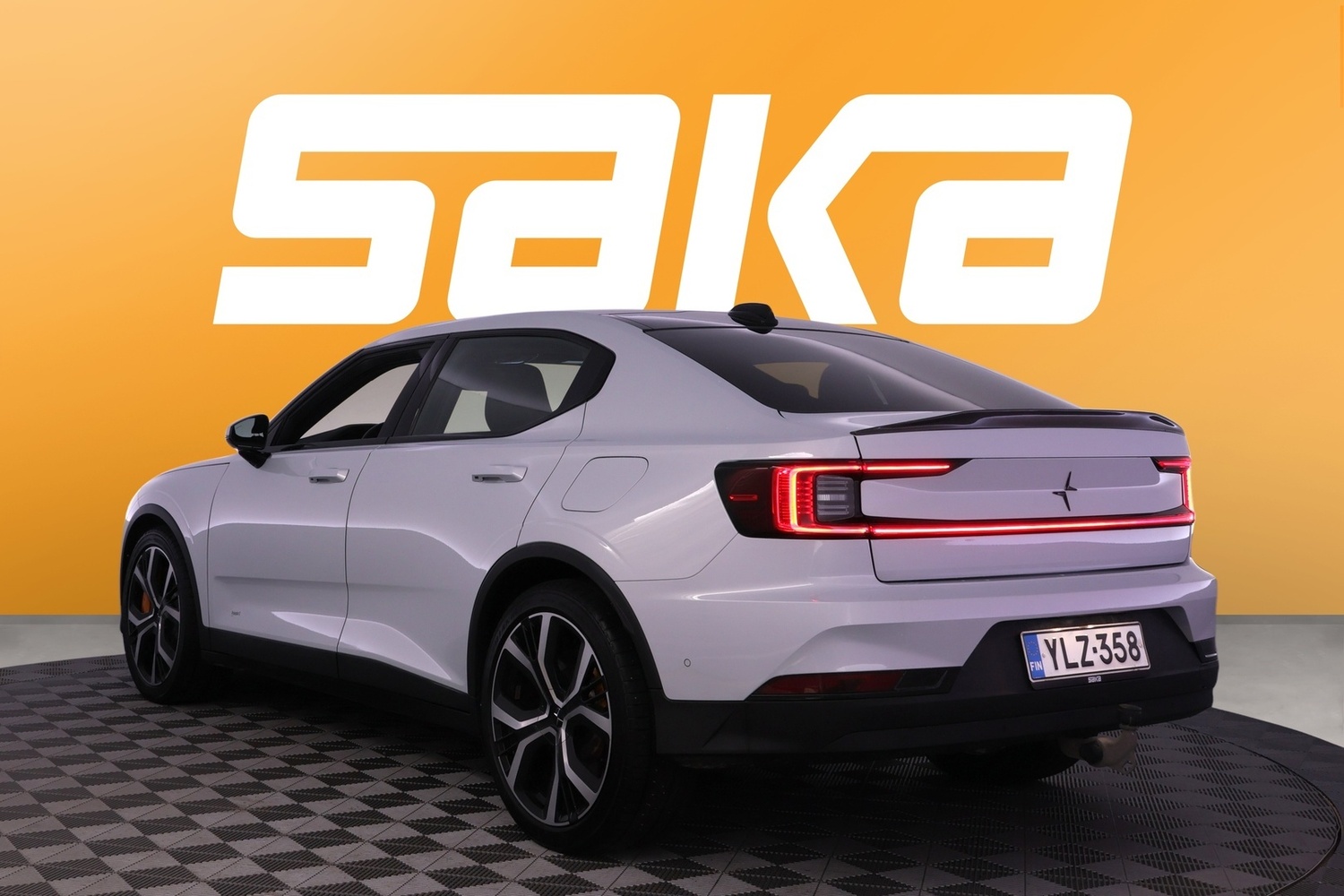 Polestar 2 vaihtoauto