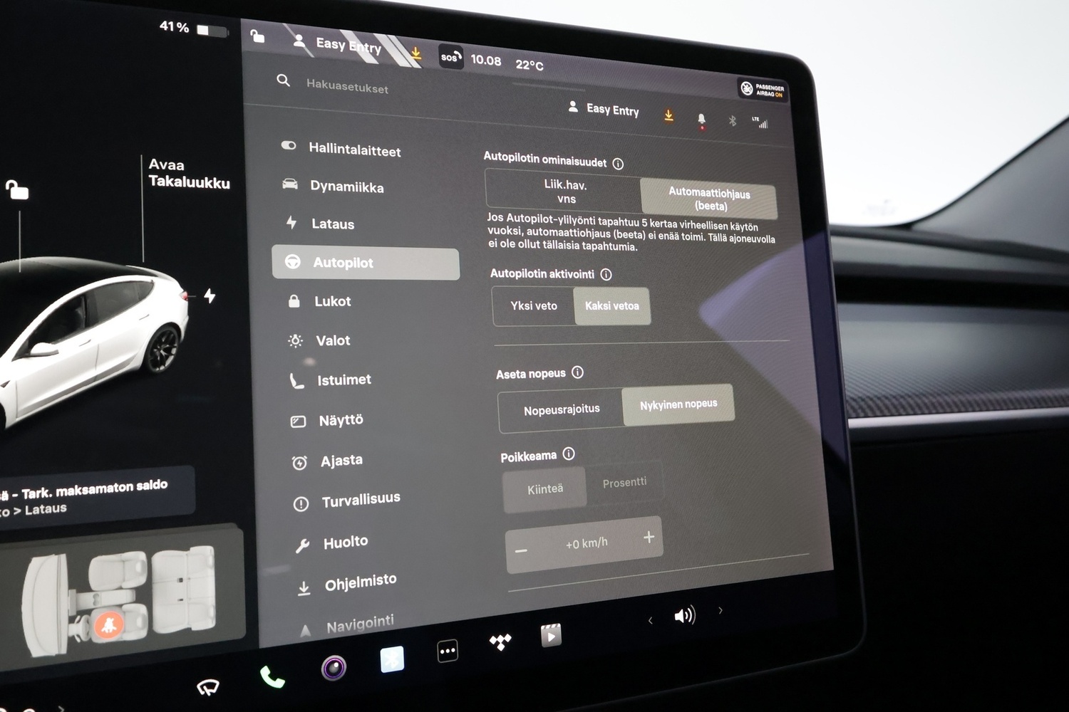 Tesla Model 3 vaihtoauto