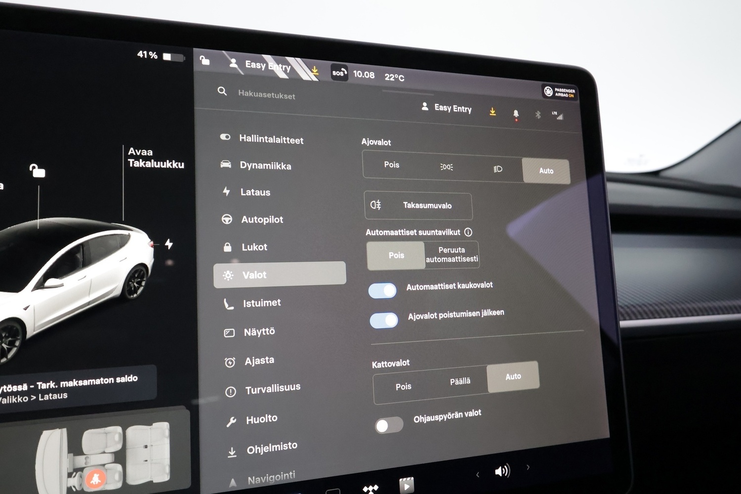 Tesla Model 3 vaihtoauto