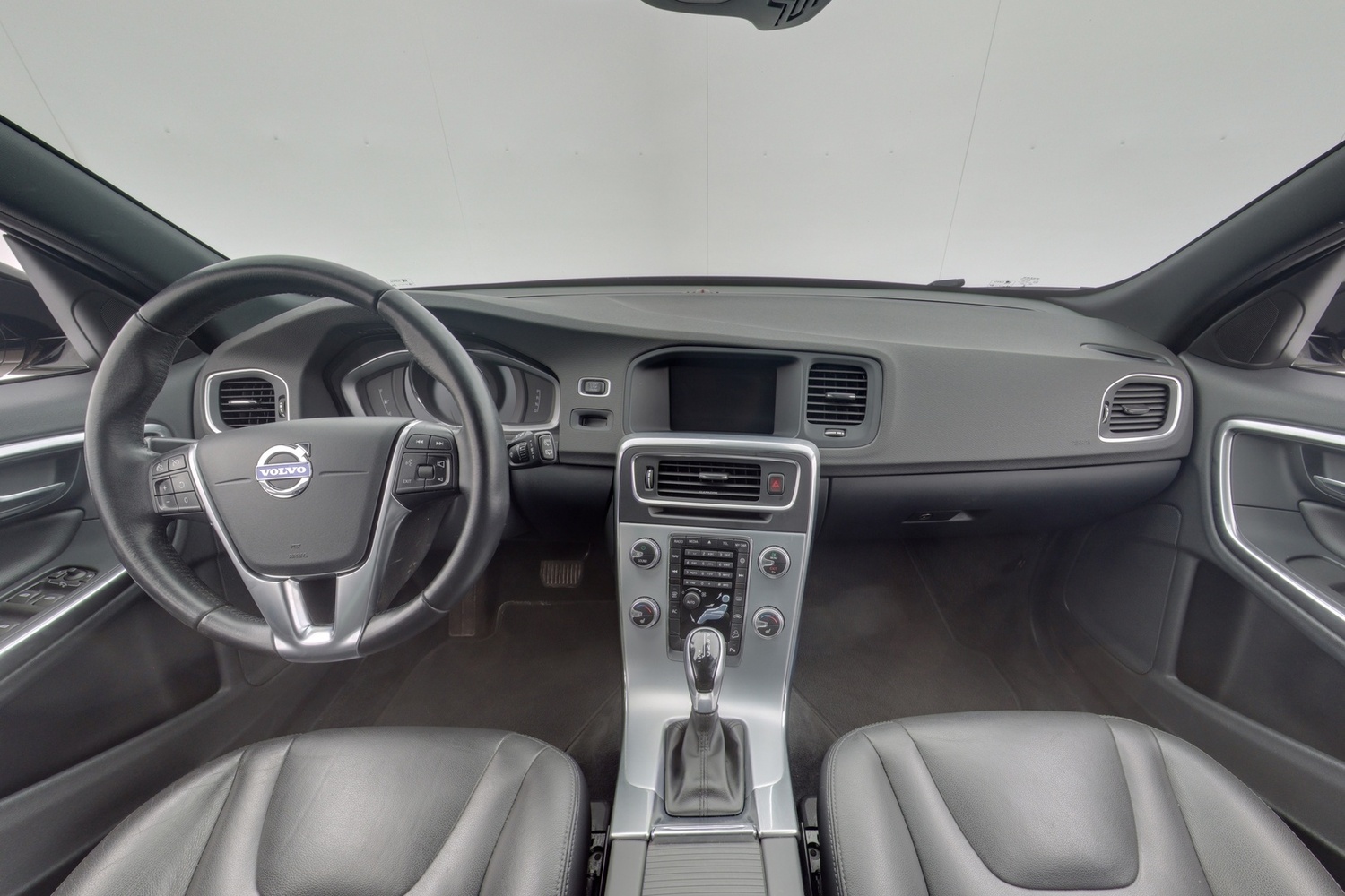 Volvo V60 Cross Country vaihtoauto