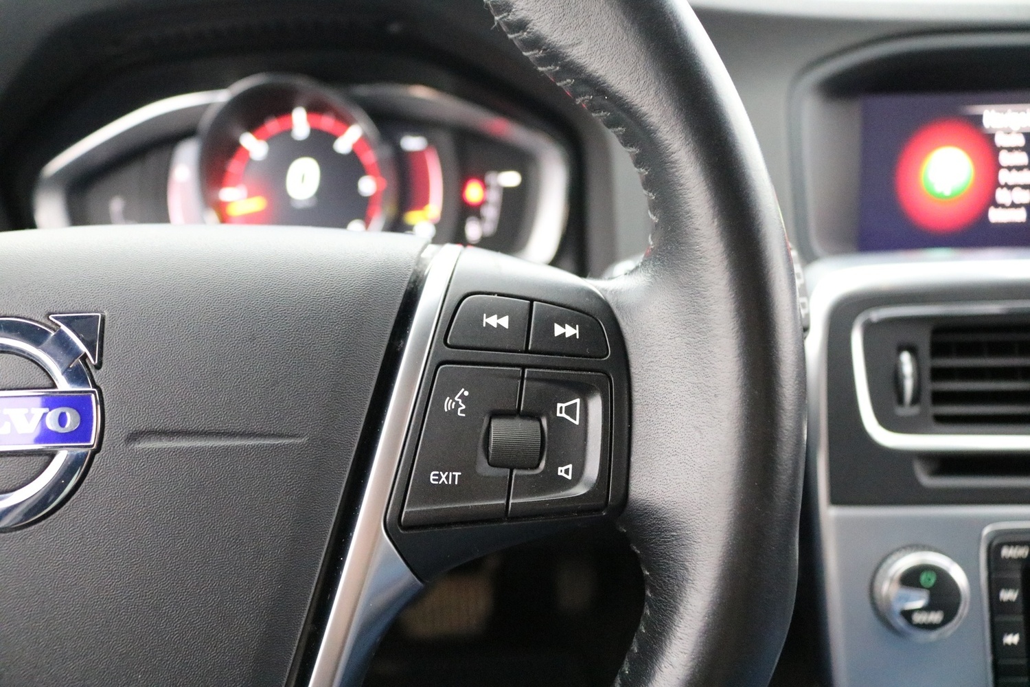 Volvo V60 Cross Country vaihtoauto