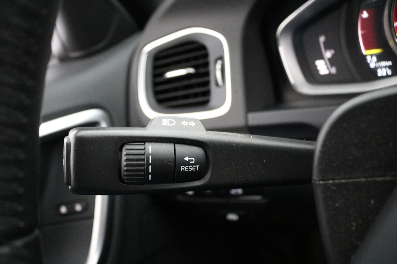 Volvo V60 Cross Country vaihtoauto