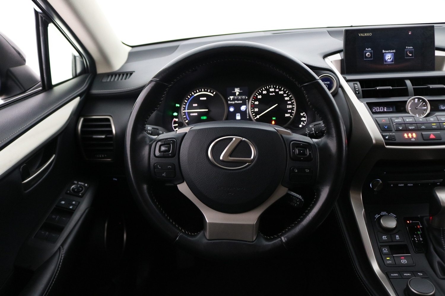 Lexus NX vaihtoauto