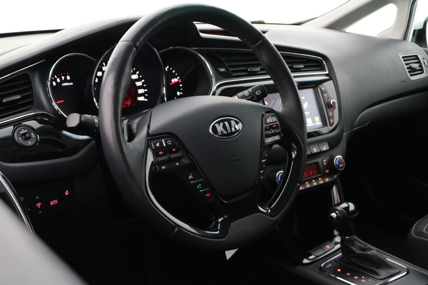 Kia Ceed vaihtoauto