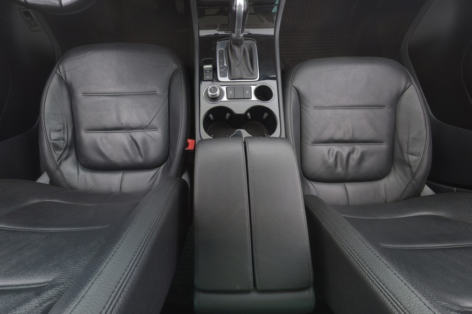 Volkswagen Touareg vaihtoauto