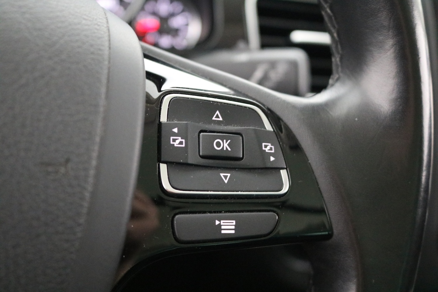 Volkswagen Touareg vaihtoauto