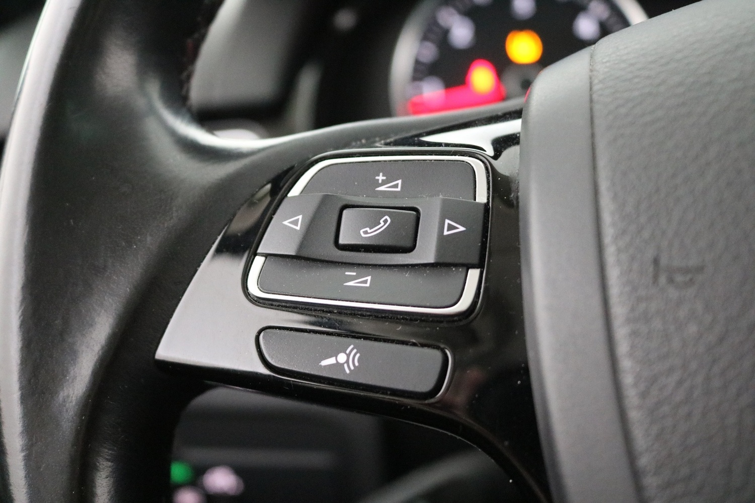 Volkswagen Touareg vaihtoauto