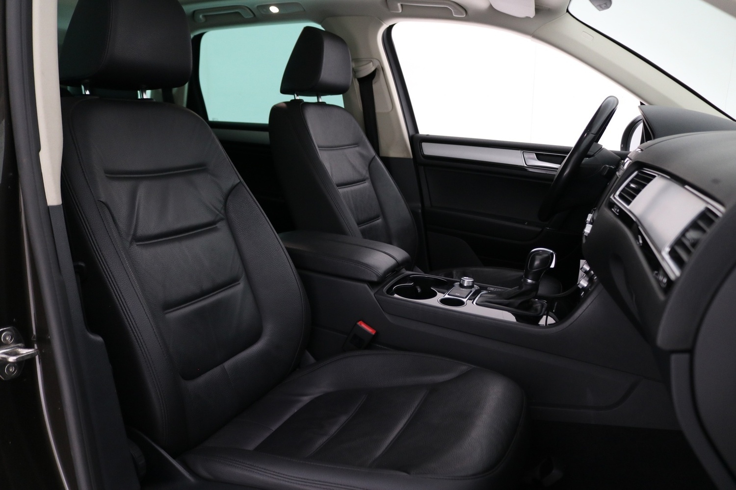 Volkswagen Touareg vaihtoauto