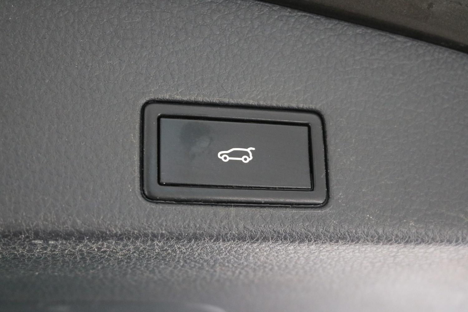 Volkswagen Touareg vaihtoauto