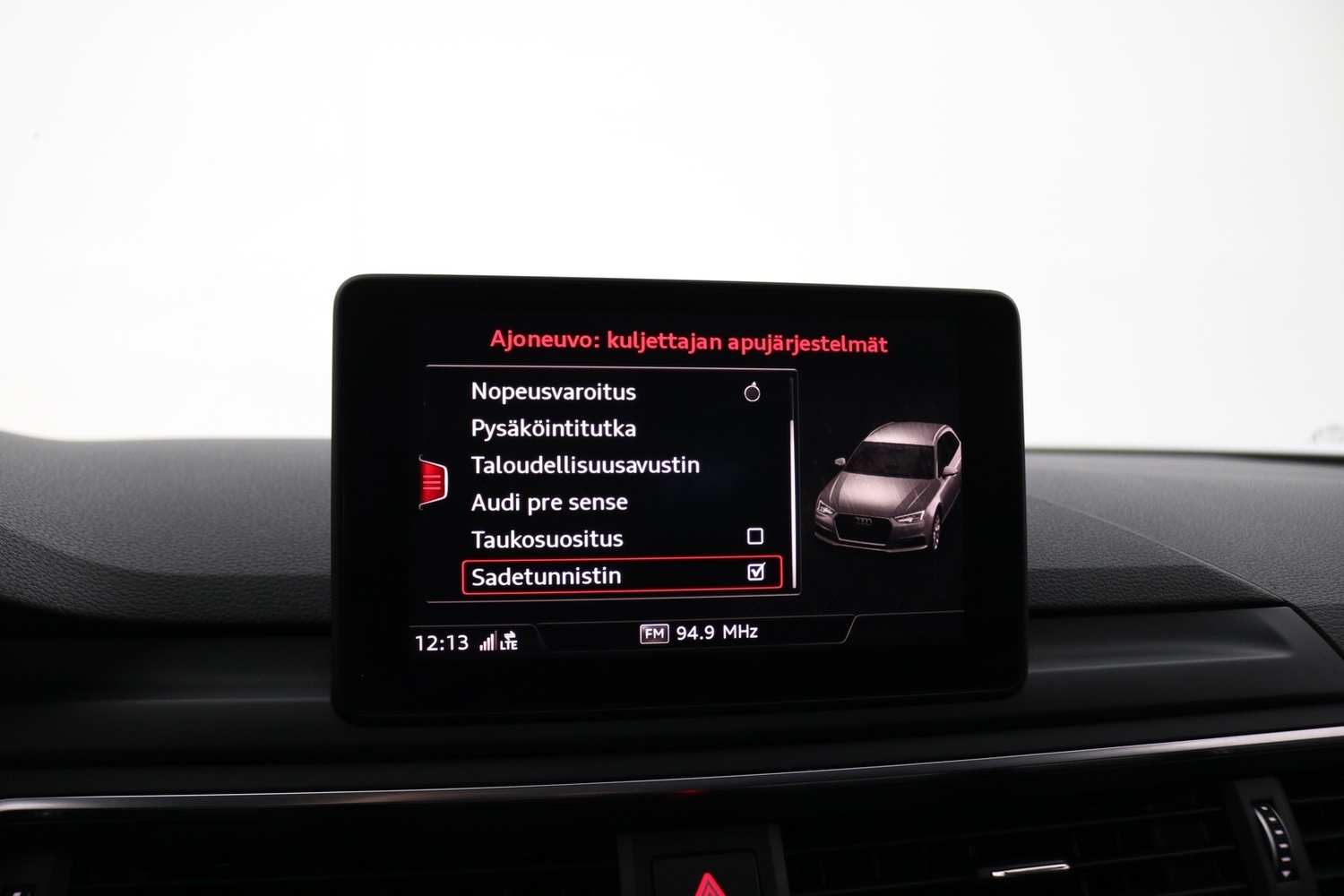 Audi A4 vaihtoauto