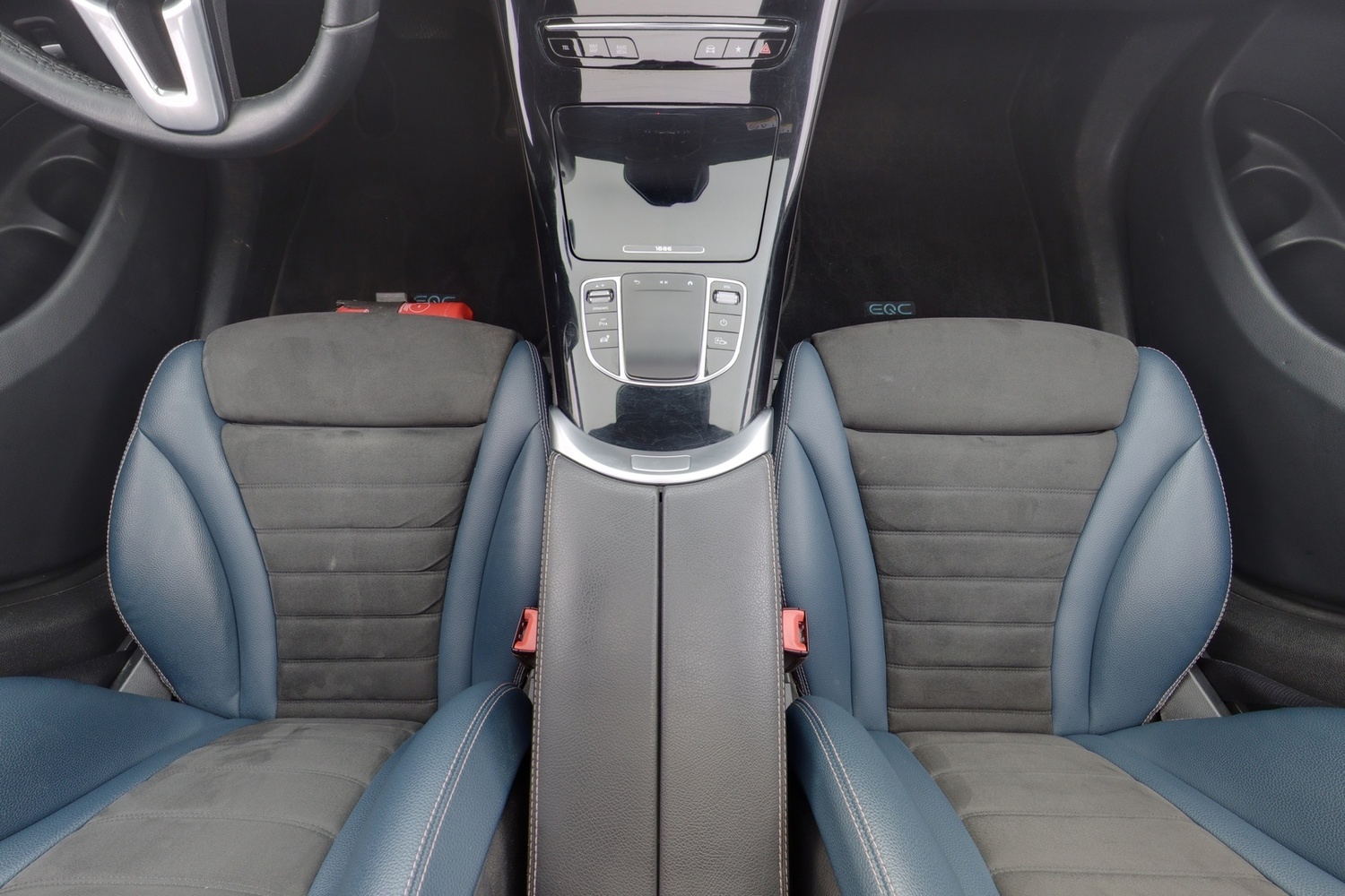 Mercedes-Benz EQC vaihtoauto