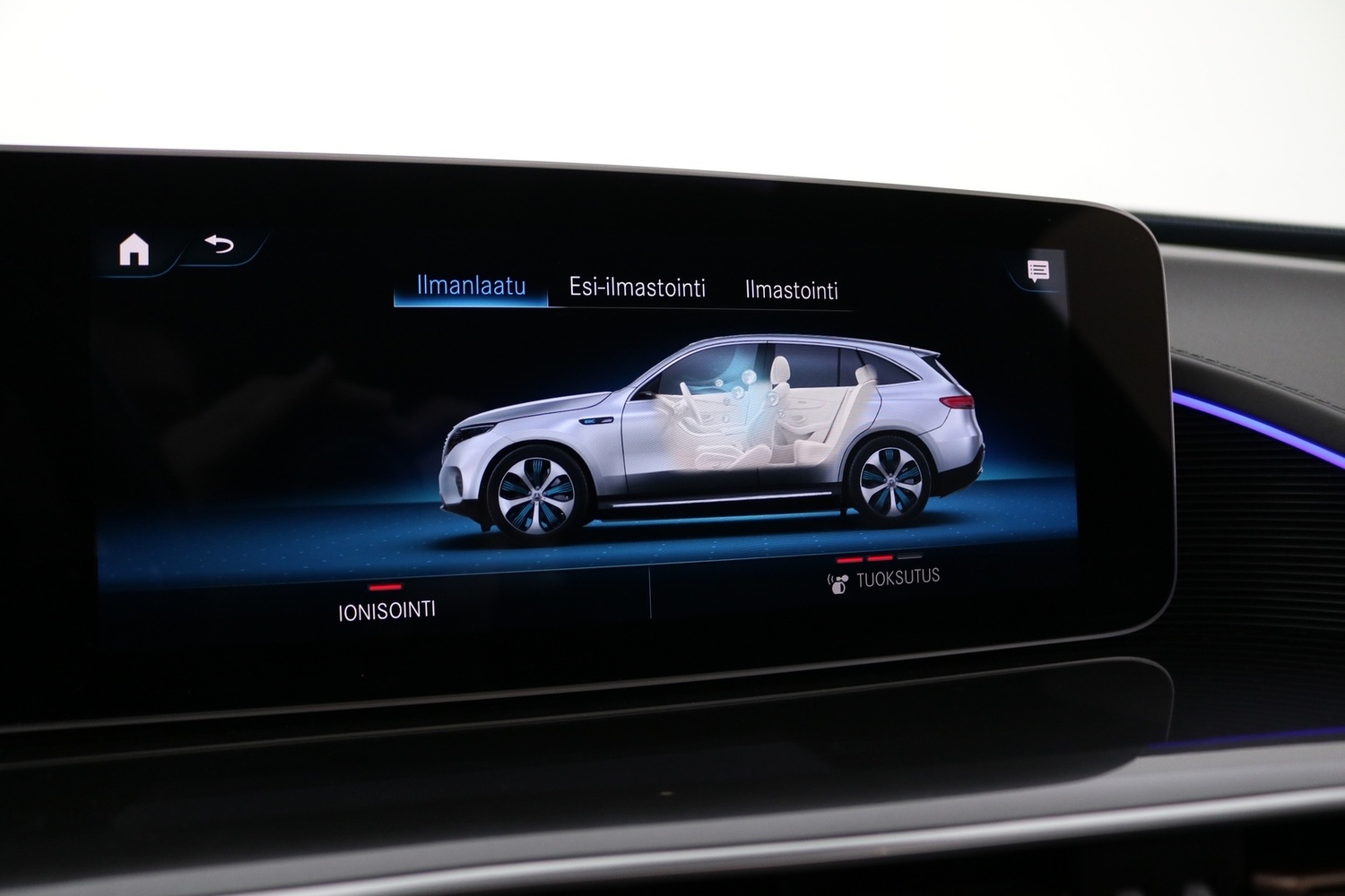 Mercedes-Benz EQC vaihtoauto