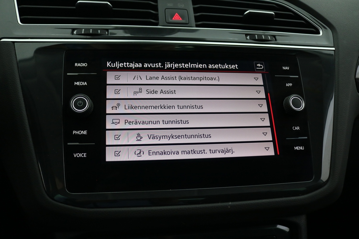 Volkswagen Tiguan vaihtoauto