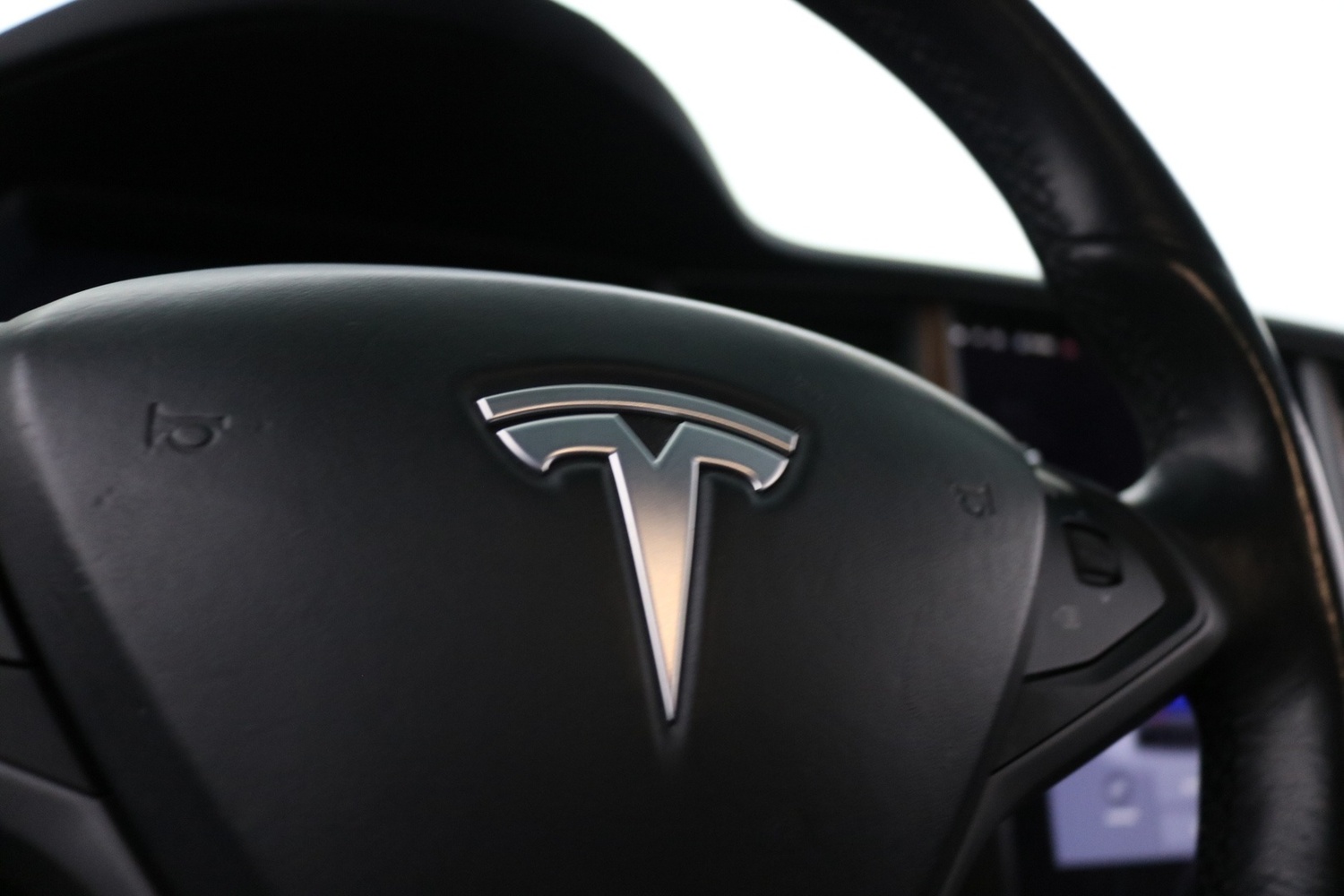 Tesla Model X vaihtoauto