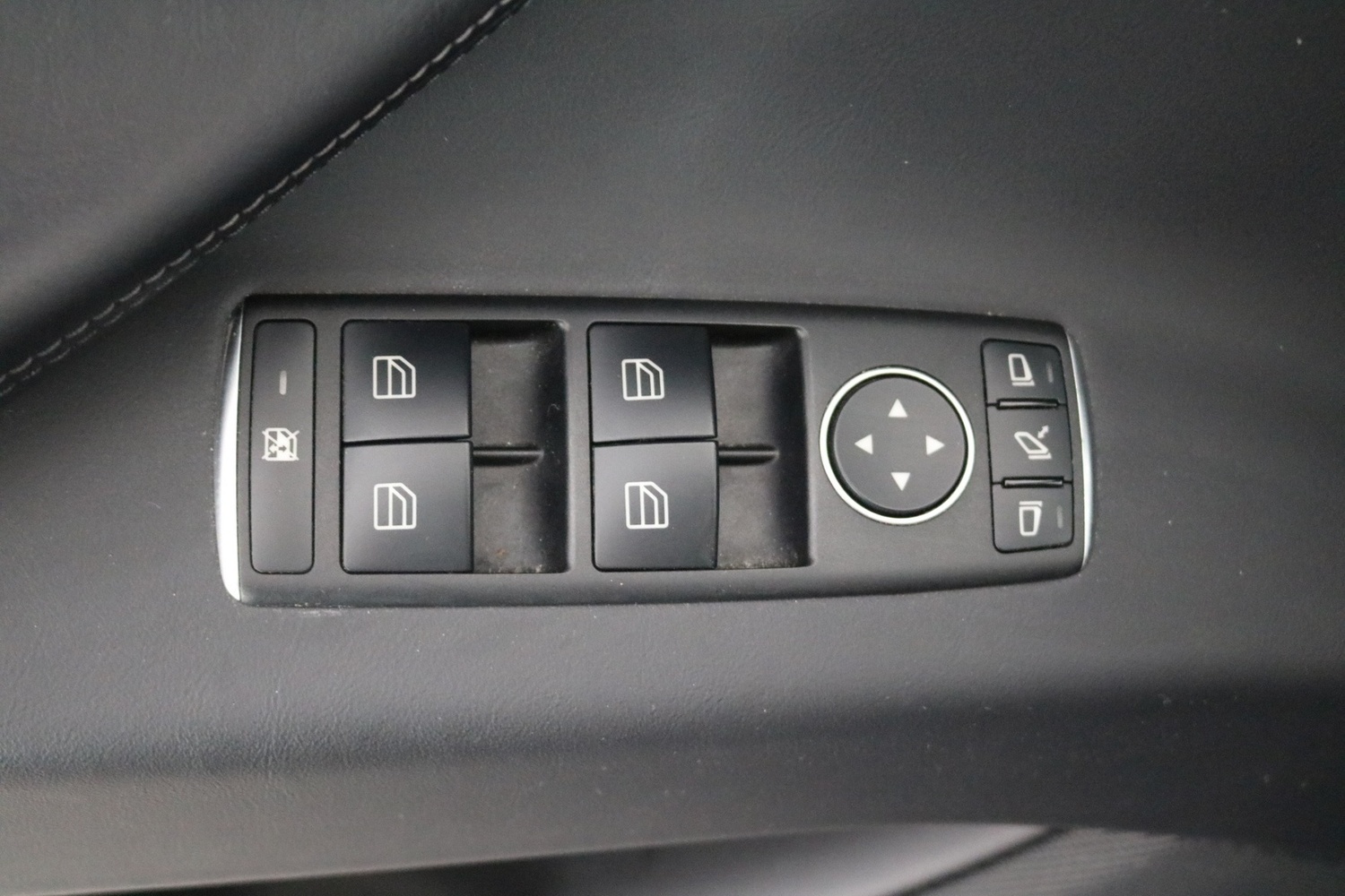 Tesla Model X vaihtoauto