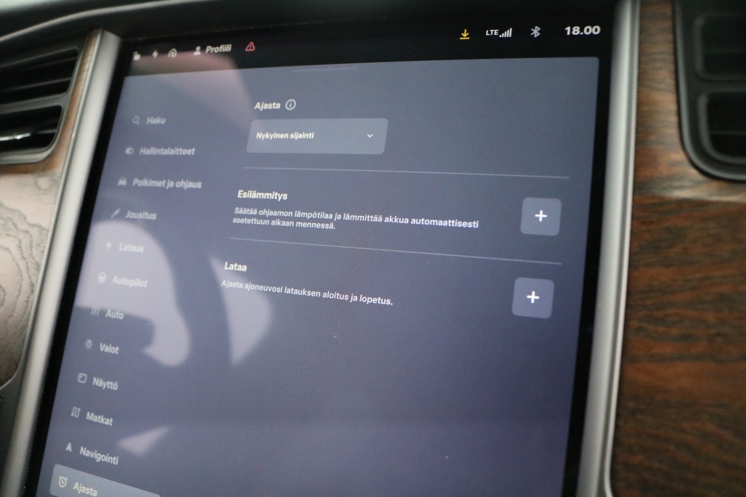 Tesla Model X vaihtoauto