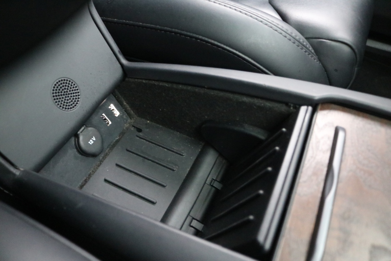 Tesla Model X vaihtoauto