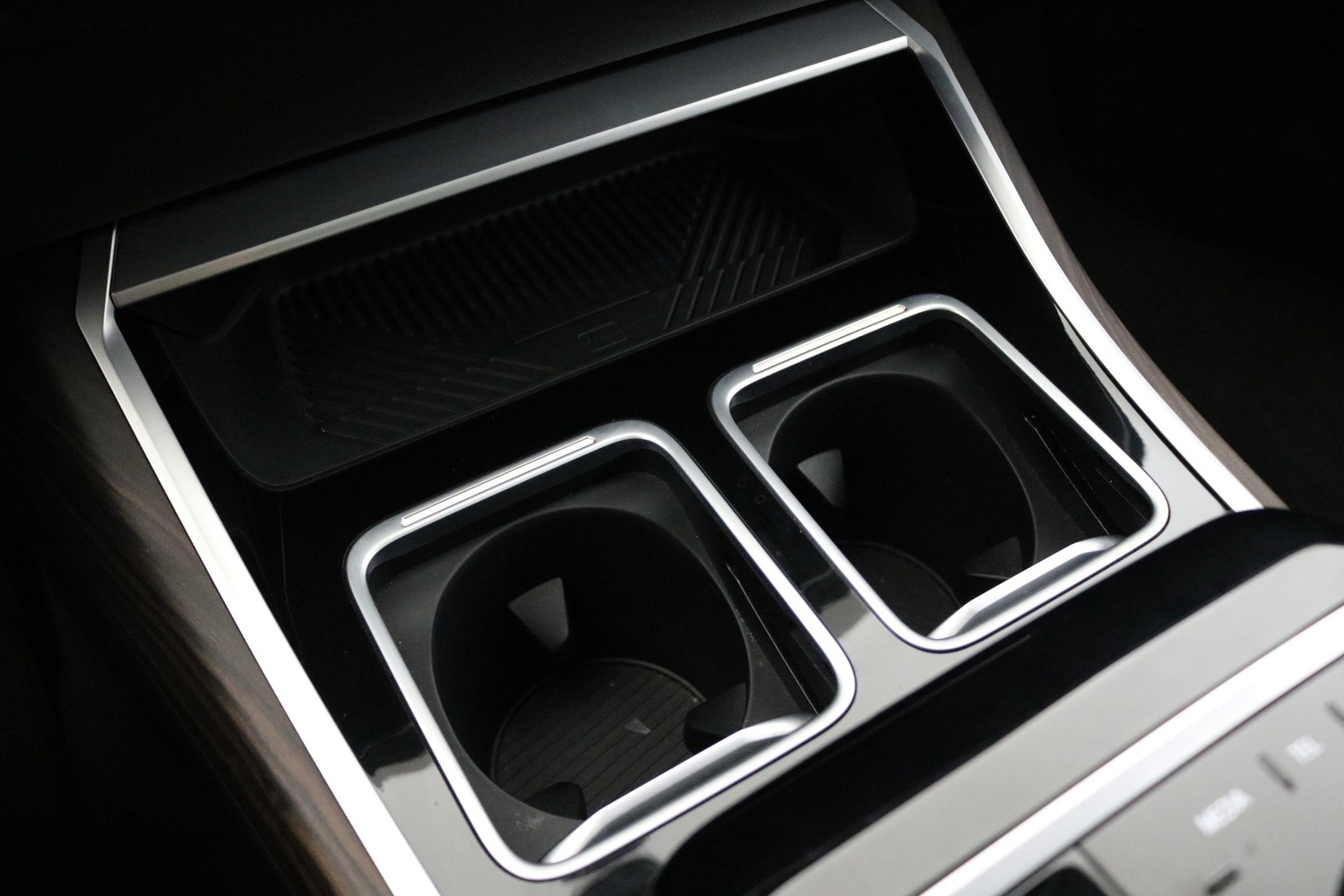 BMW i7 vaihtoauto