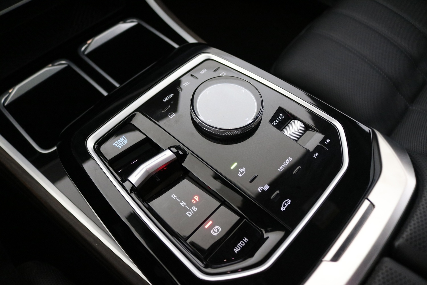 BMW i7 vaihtoauto