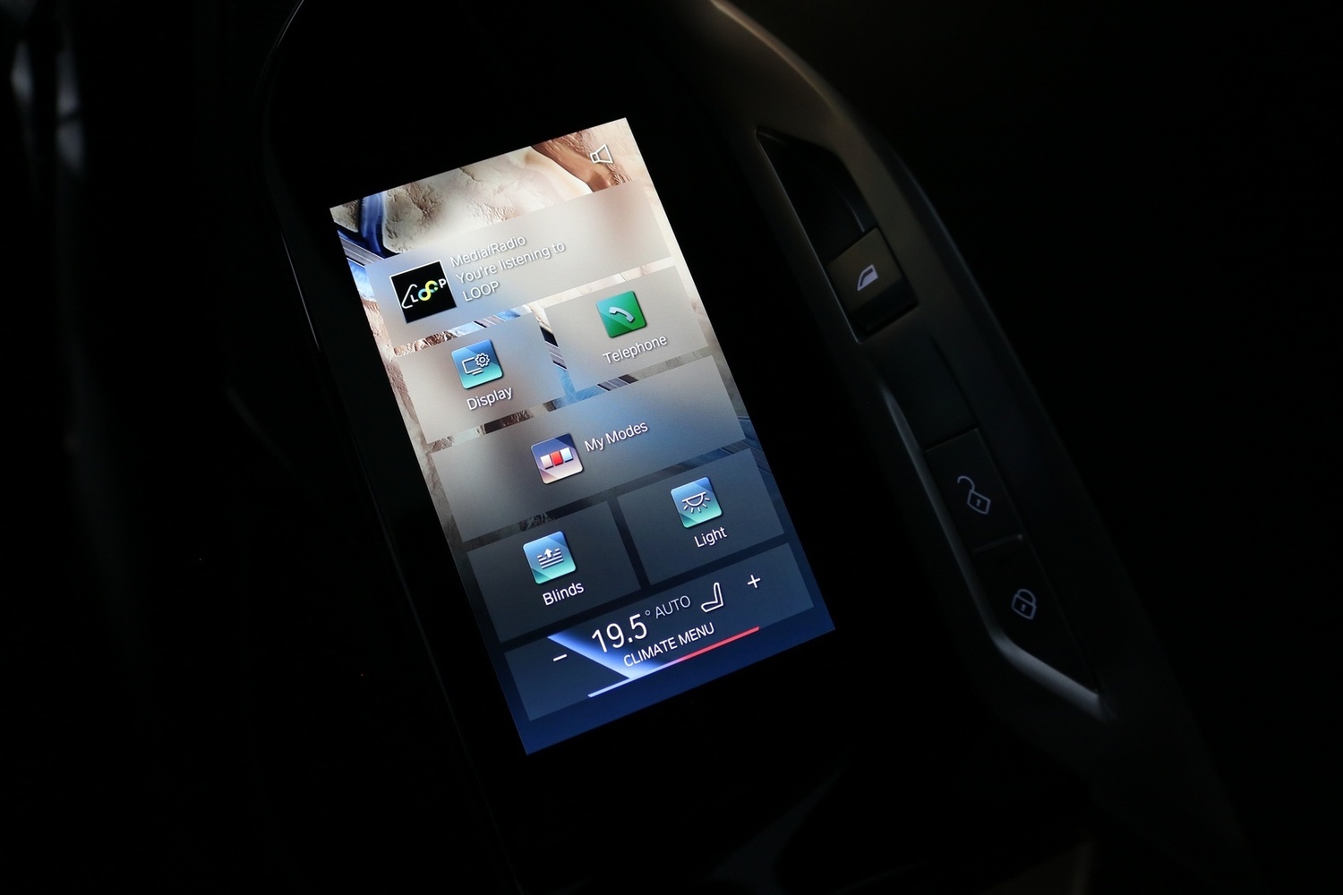 BMW i7 vaihtoauto