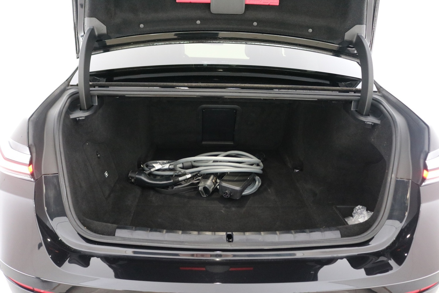 BMW i7 vaihtoauto