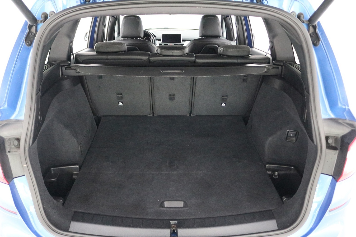 BMW 218 vaihtoauto