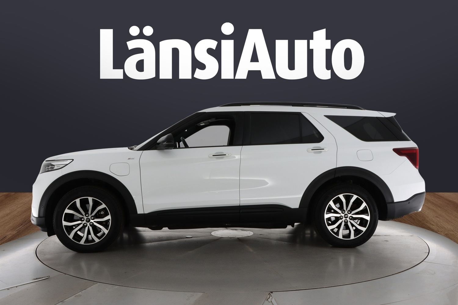 Ford USA Explorer vaihtoauto