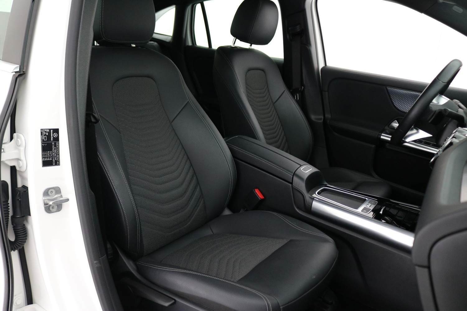 Mercedes-Benz EQA vaihtoauto