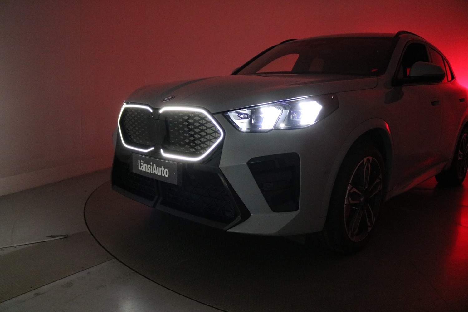 BMW iX2 vaihtoauto