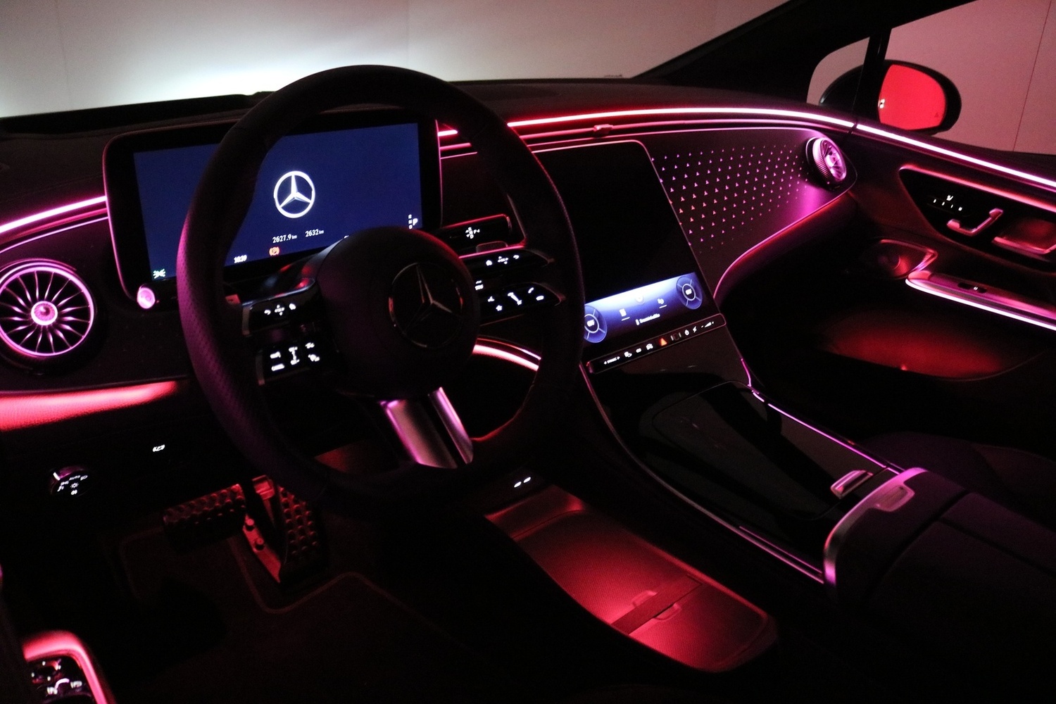 Mercedes-Benz EQE vaihtoauto