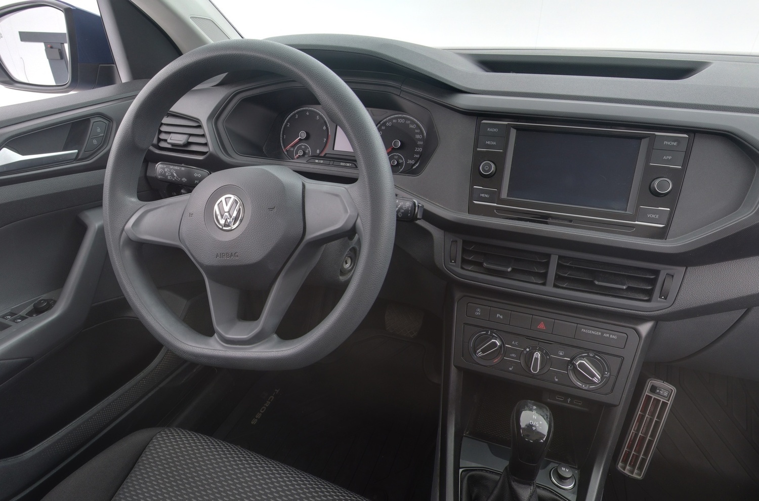Volkswagen T-Cross vaihtoauto