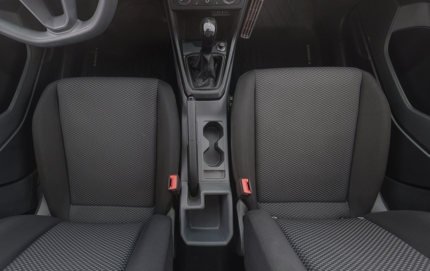 Volkswagen T-Cross vaihtoauto