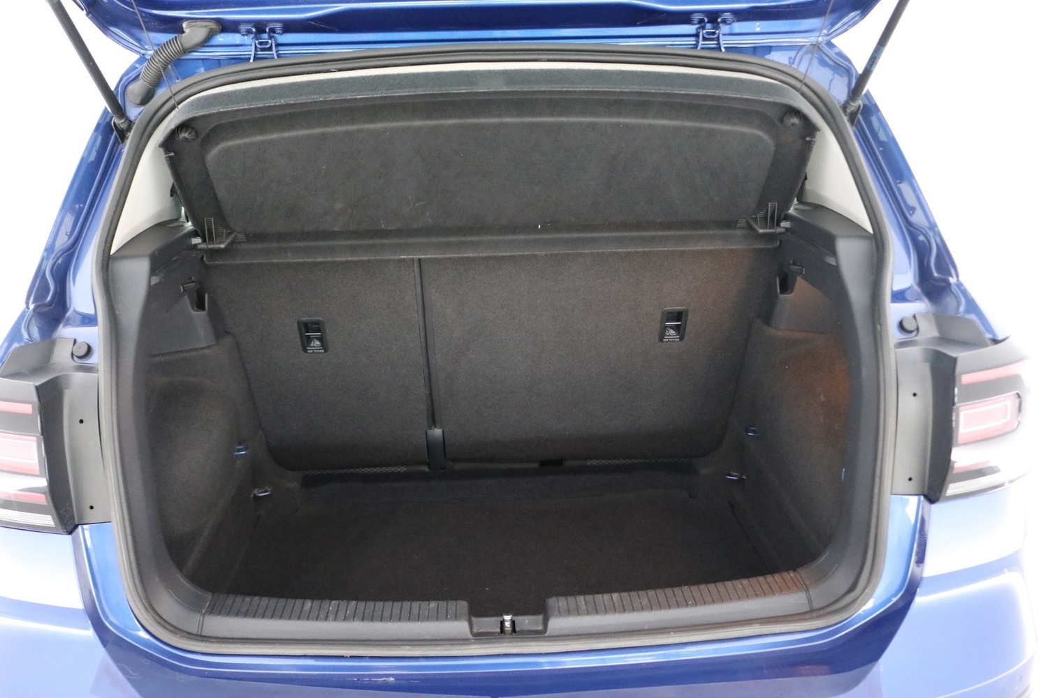 Volkswagen T-Cross vaihtoauto