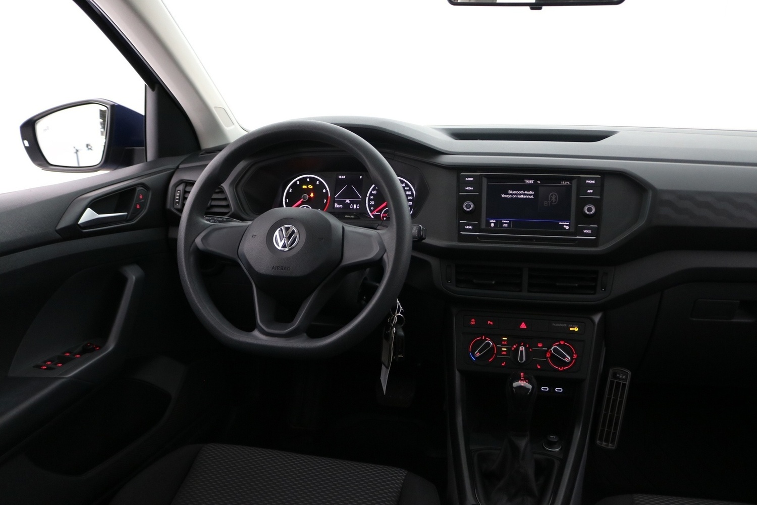 Volkswagen T-Cross vaihtoauto