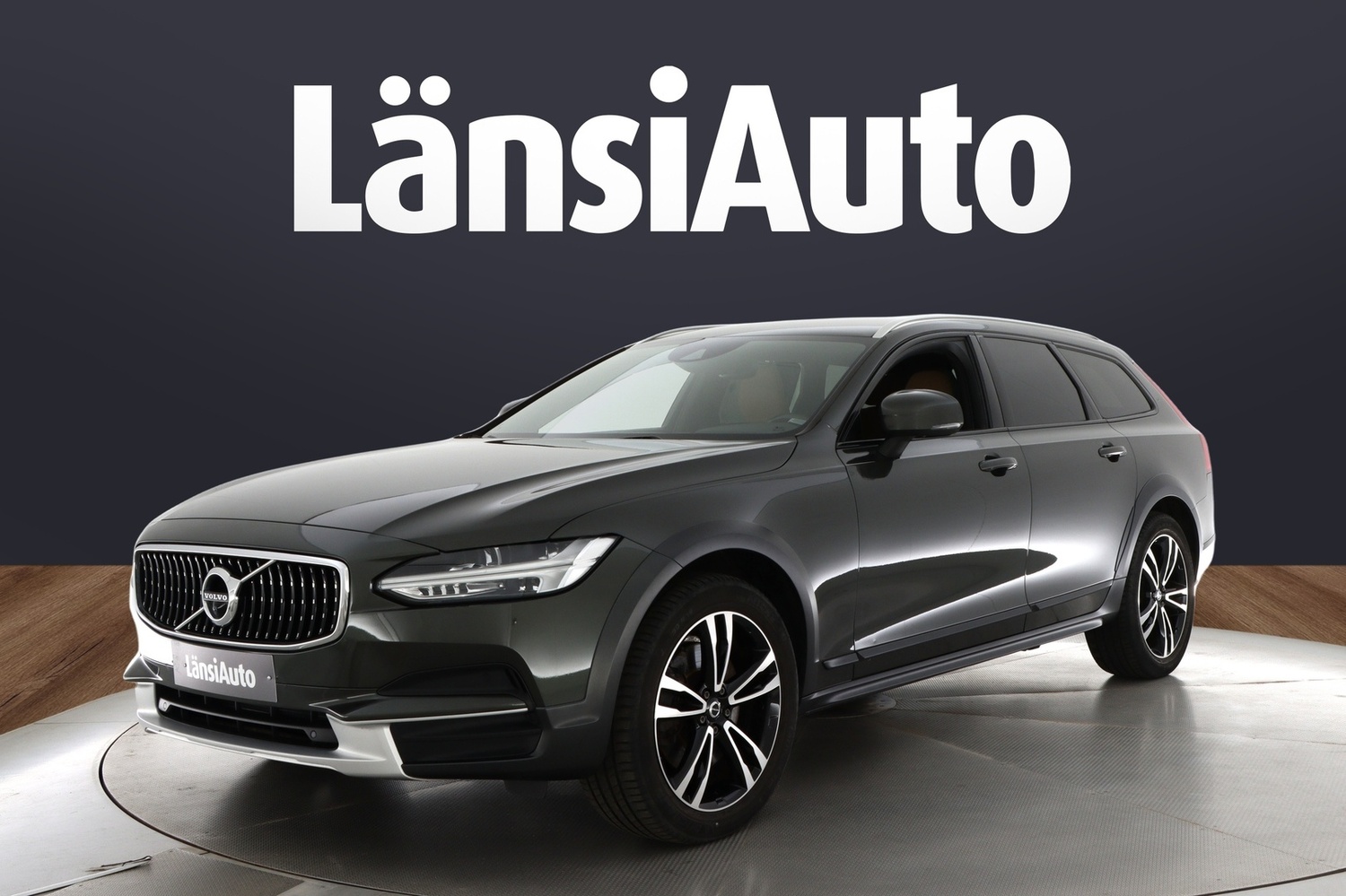 Volvo V90 Cross Country vaihtoauto