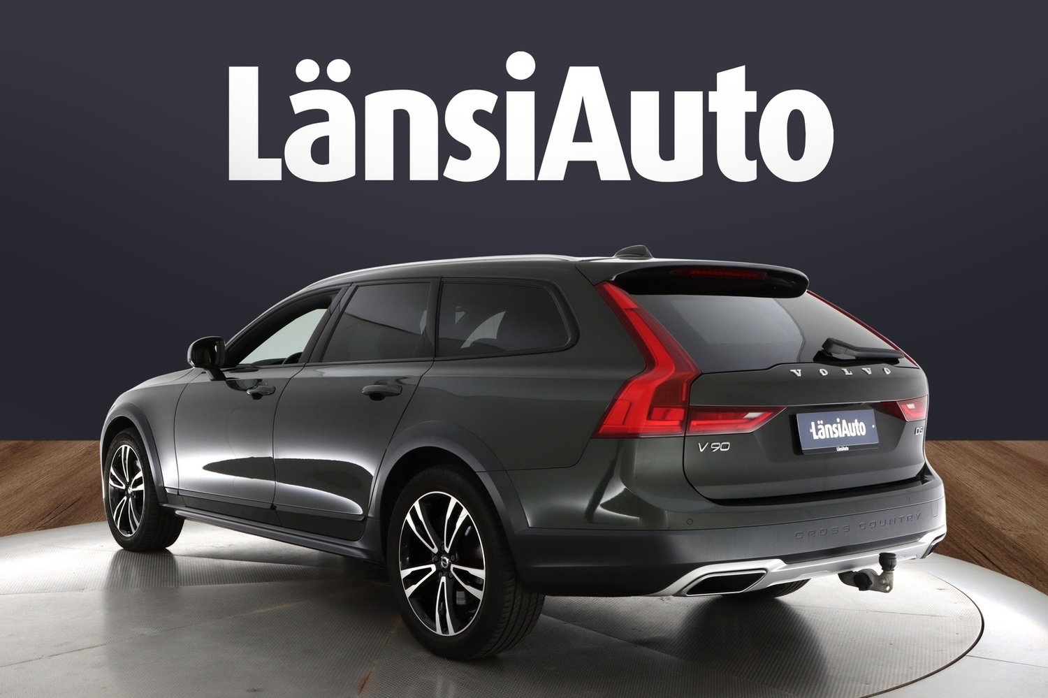 Volvo V90 Cross Country vaihtoauto