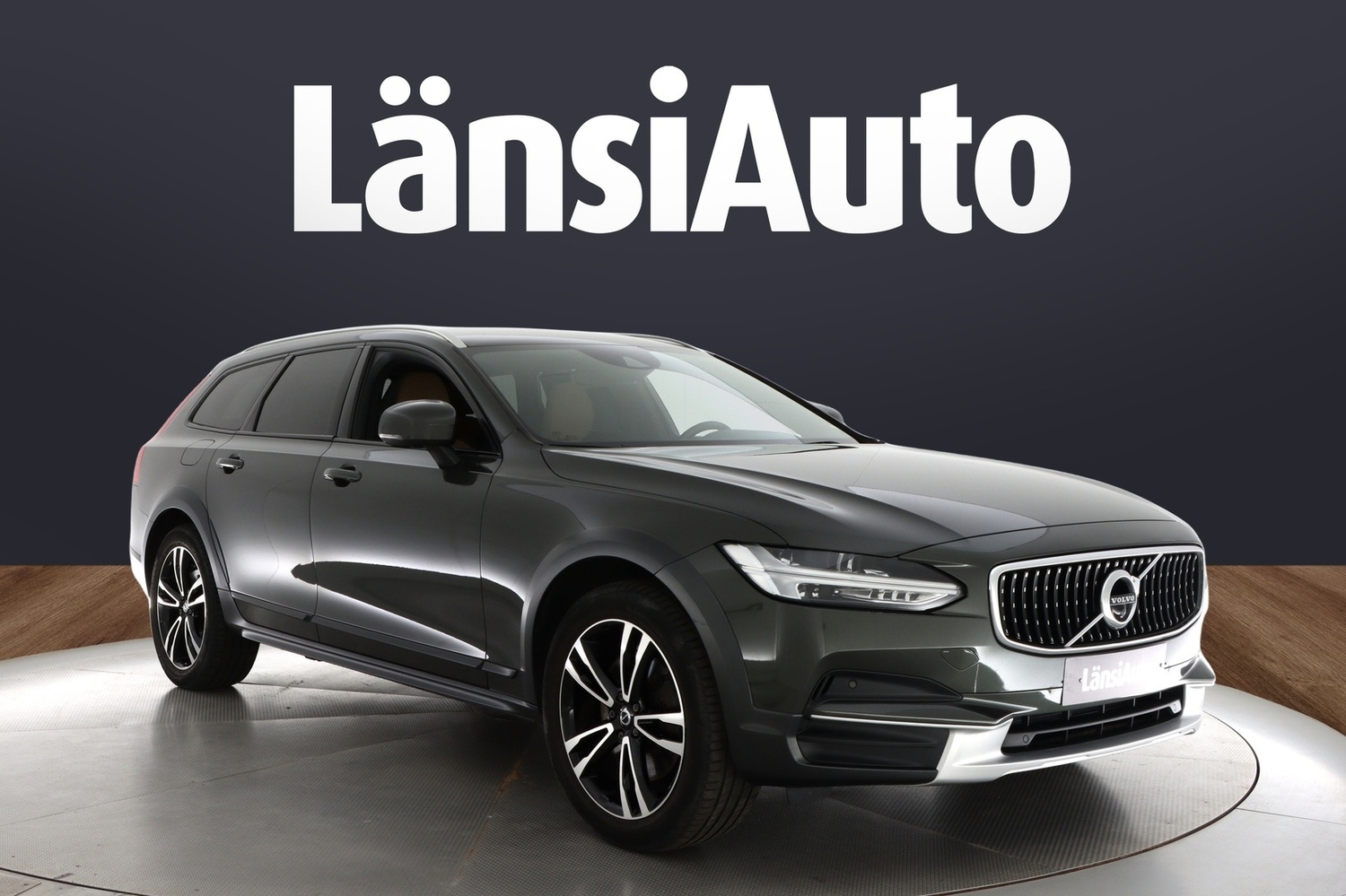 Volvo V90 Cross Country vaihtoauto