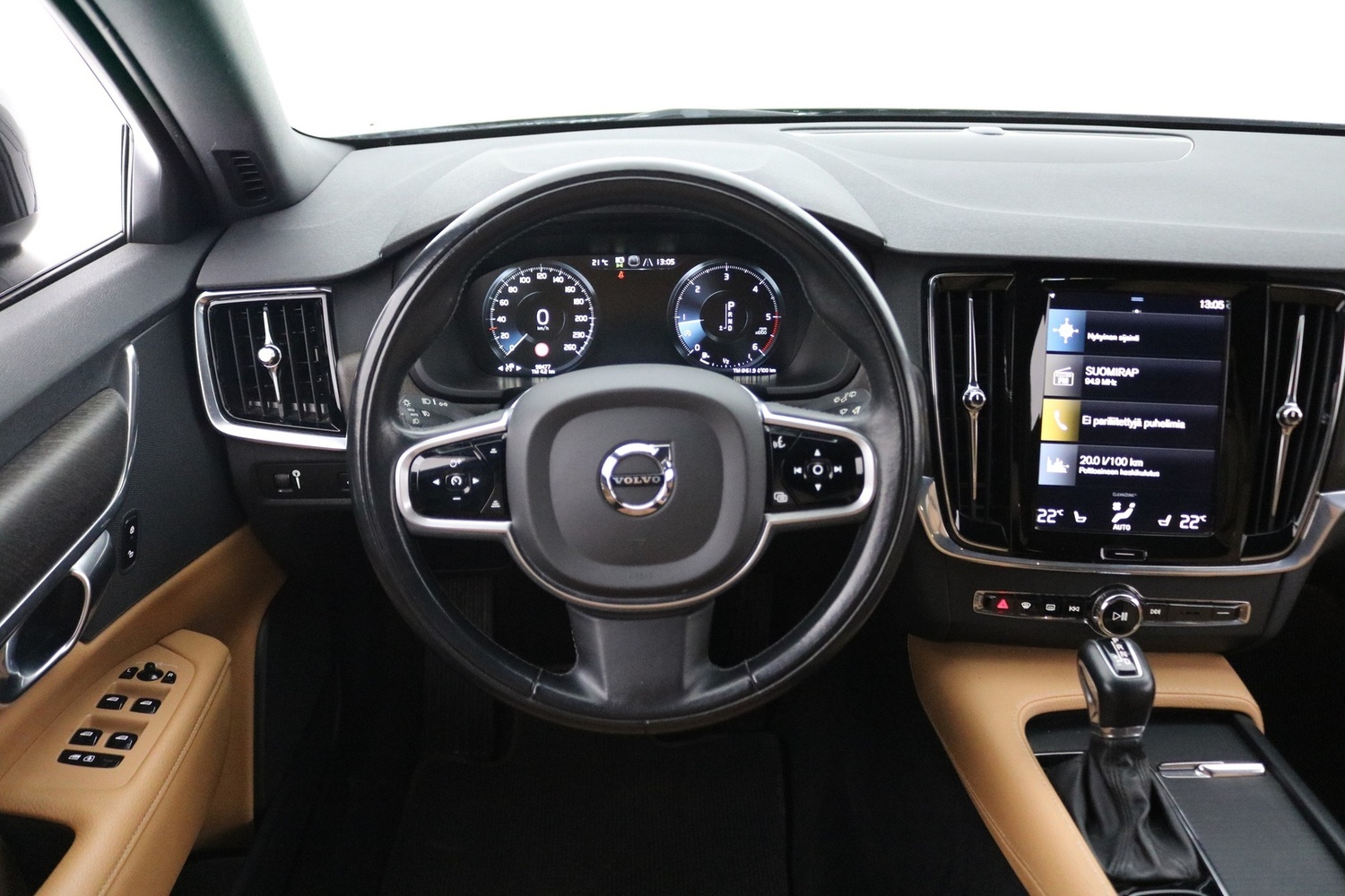 Volvo V90 Cross Country vaihtoauto