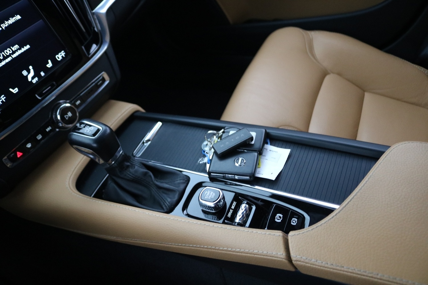 Volvo V90 Cross Country vaihtoauto