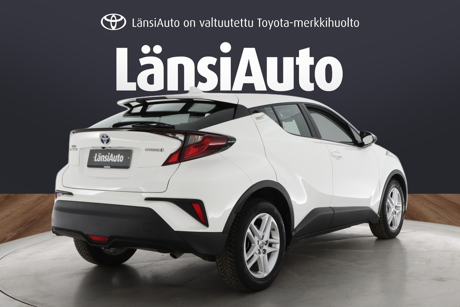 Toyota C-HR vaihtoauto