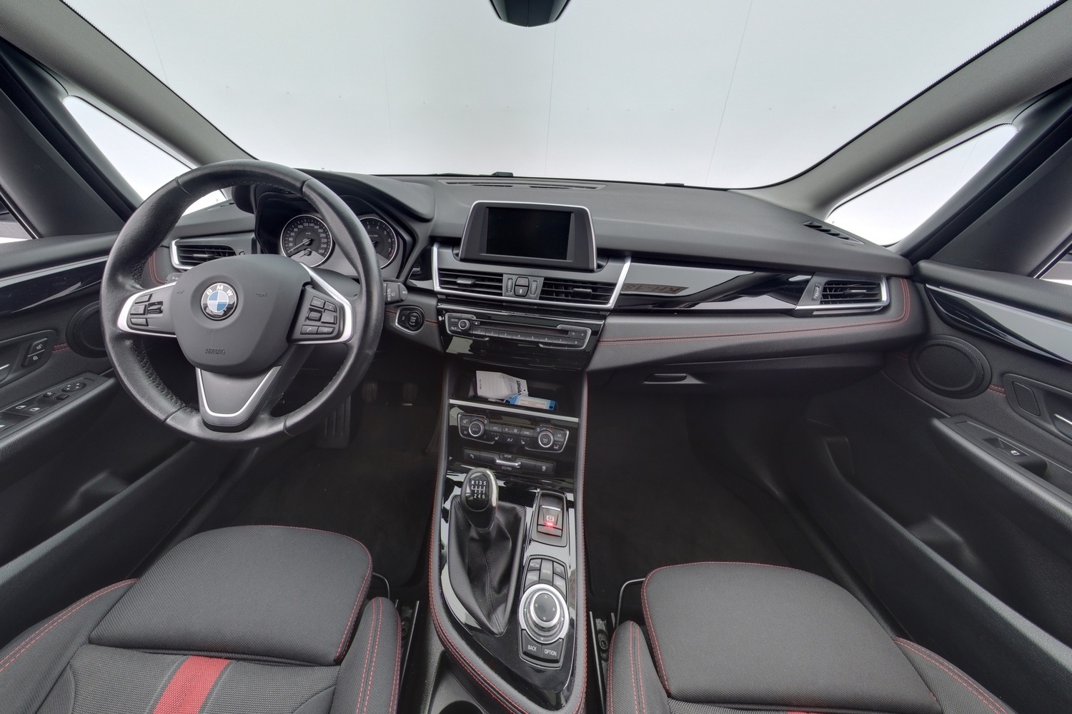 BMW 218 vaihtoauto