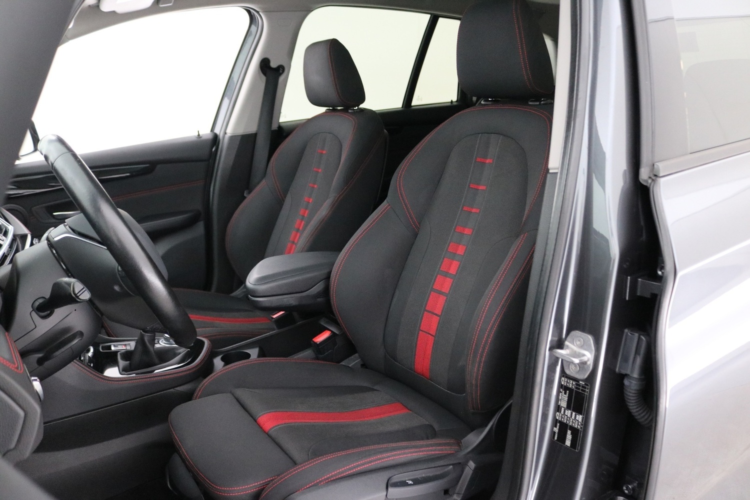 BMW 218 vaihtoauto