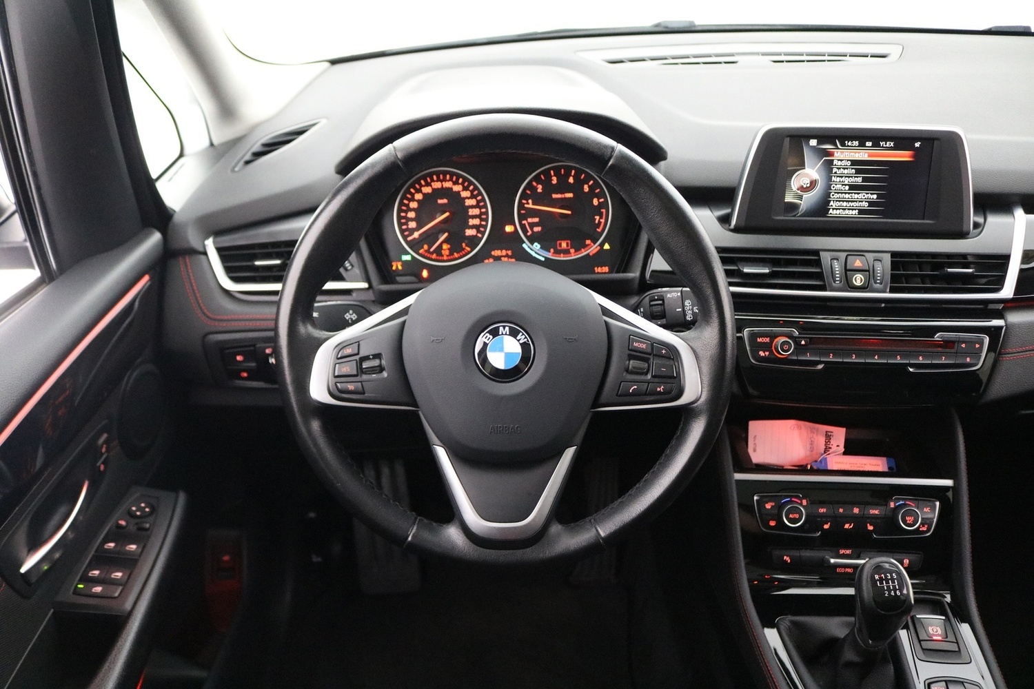 BMW 218 vaihtoauto